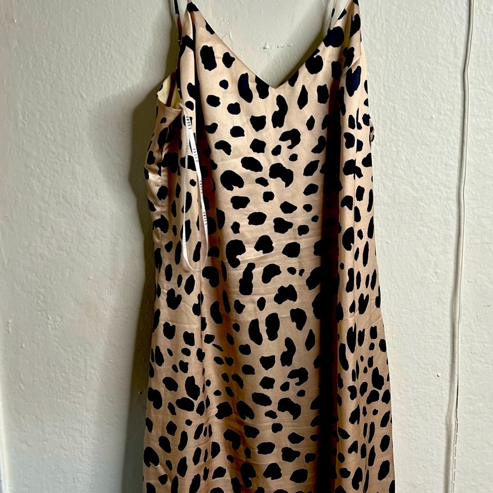 Leopard print silk dress with front slit